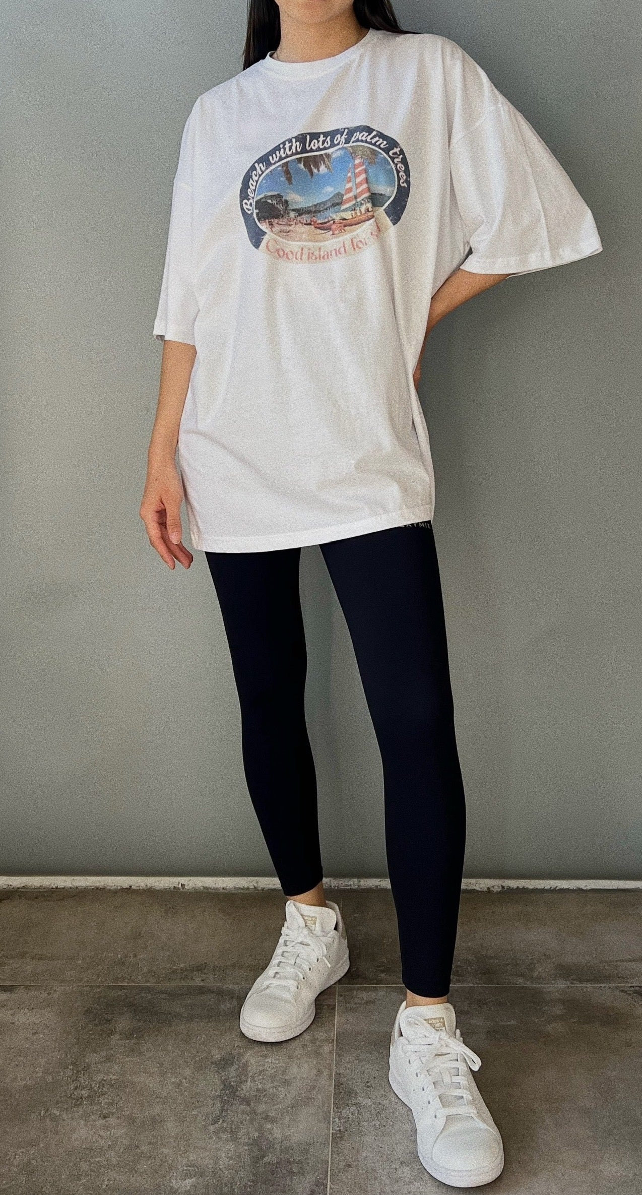 Oversized surf tee